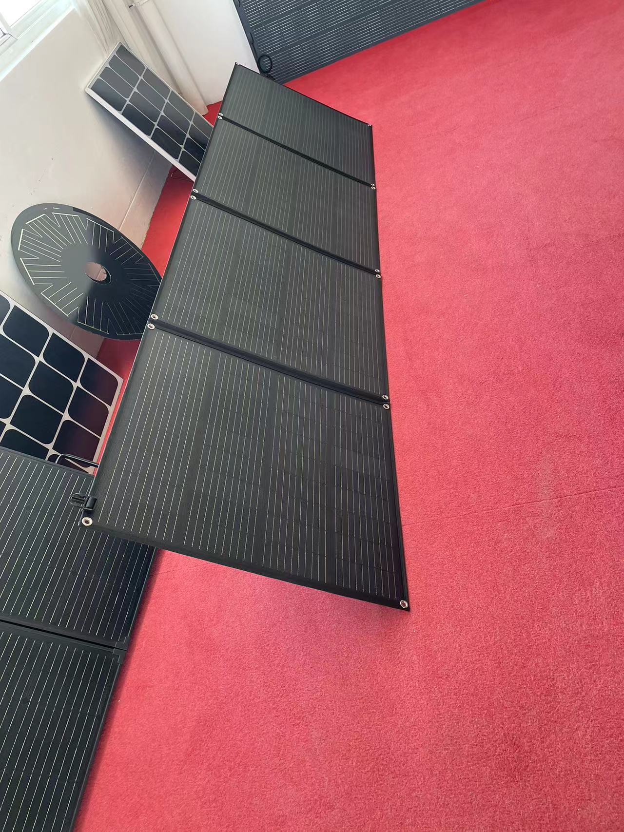 Escursionismo da campeggio RV  - Solar Panel 200W Portable Foldable recensione e prezzo